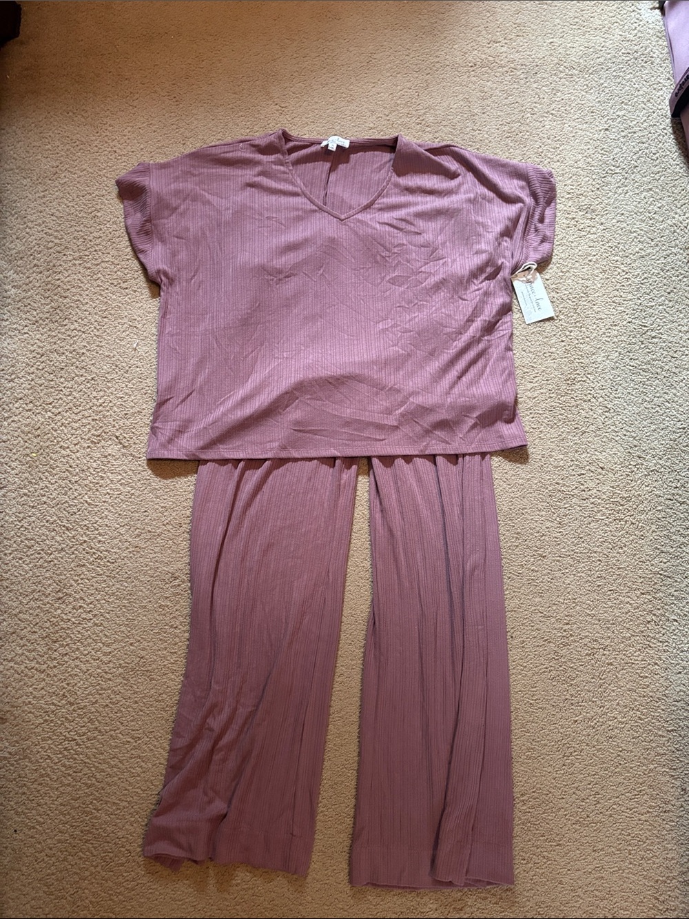 Grace & Lace Ribbed V‑Neck Lounge Set in Mauve Pink M Top L Bottom